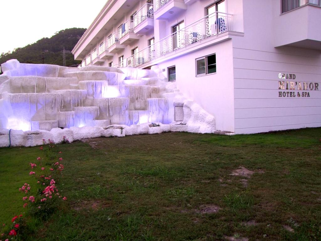 Grand Mir Amor Hotel Kiris Buitenkant foto