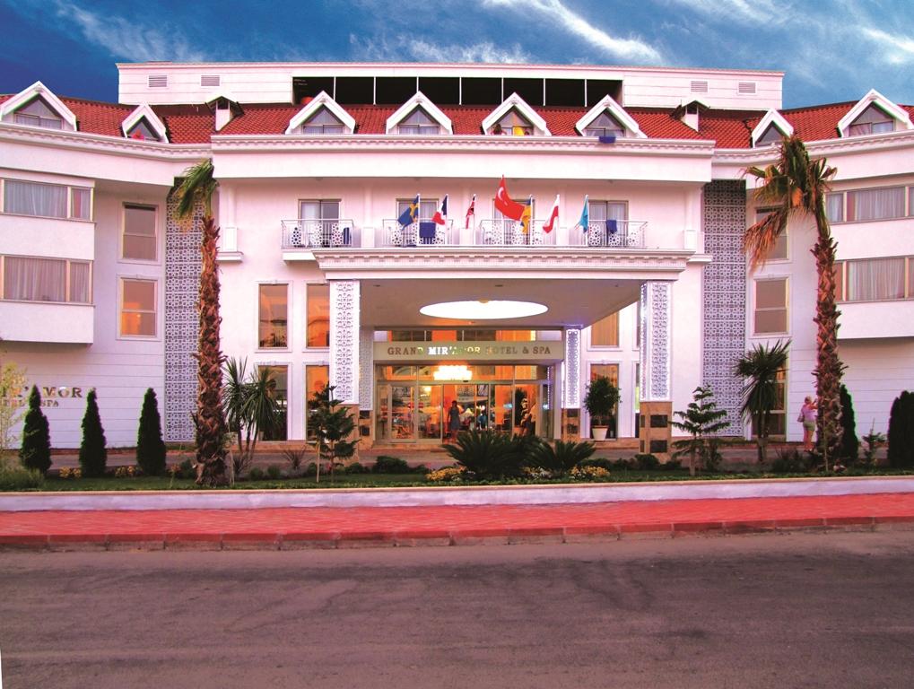 Grand Mir Amor Hotel Kiris Buitenkant foto